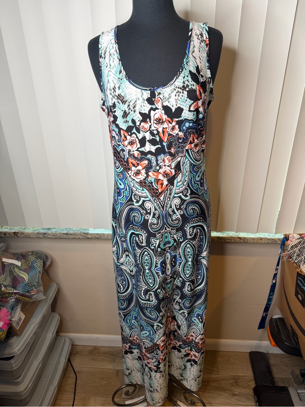 Vamp Sleeveless Floral & Paisley Maxi Dress - Blue Multi Resortwear Size  XL
